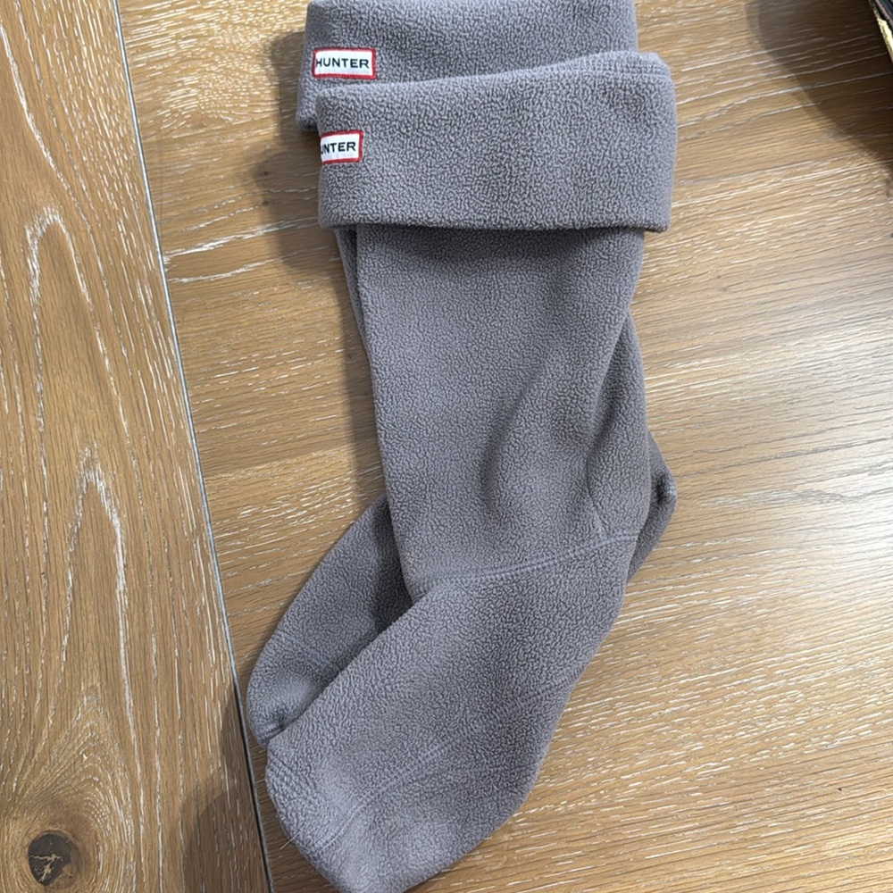 Hunter Boots with gray boot liners - Picture 7 of 8